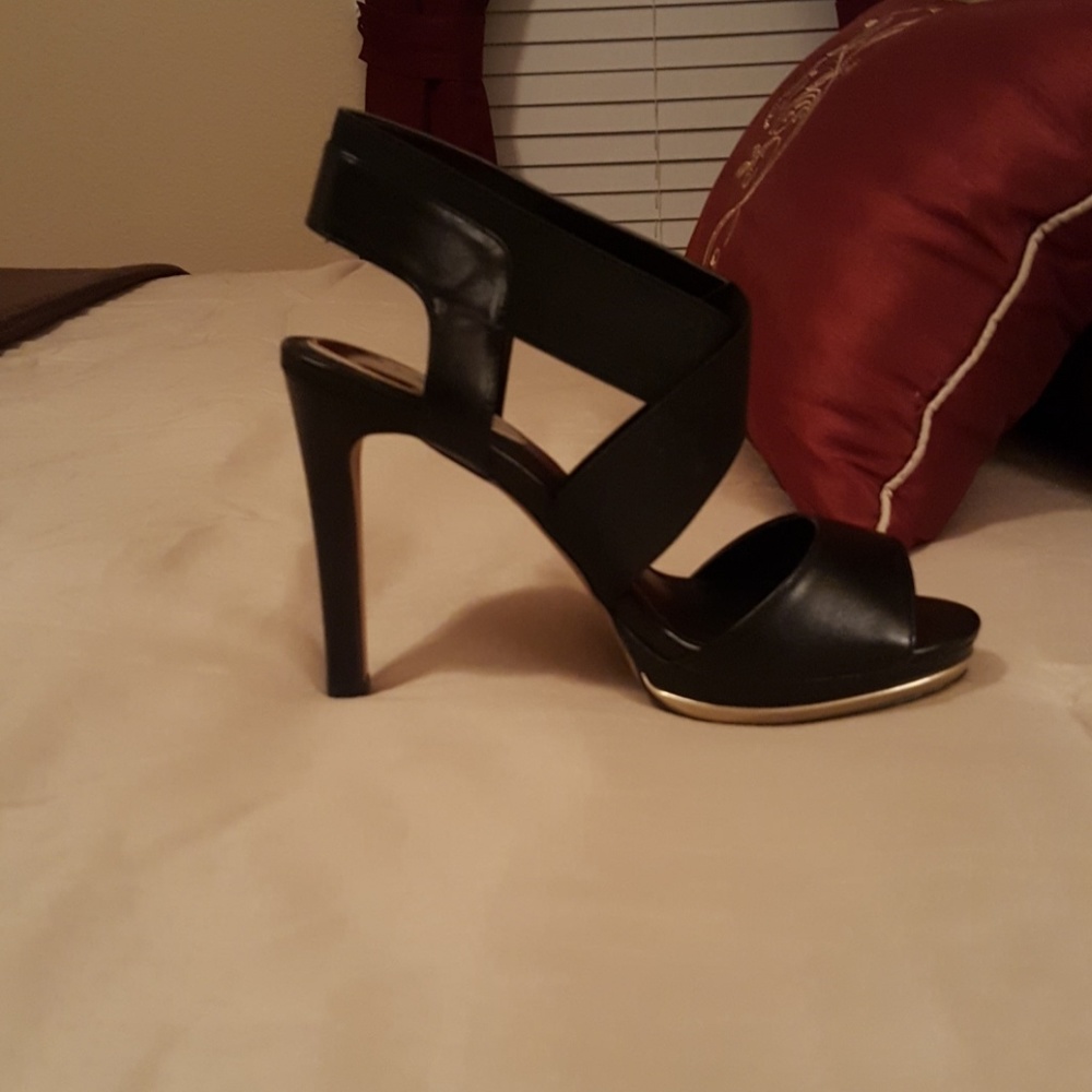 Metaphor Black Shoes